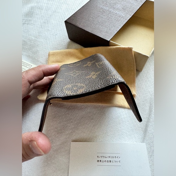 🥰Louis Vuitton Key Case - Picture 8 of 17